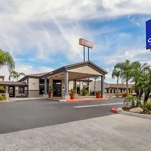 Hotel Comfort &, Colton