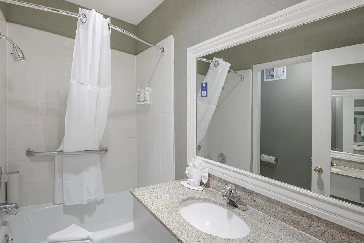 Hotel Ramada By Wyndham Costa Mesa/Newport Beach
