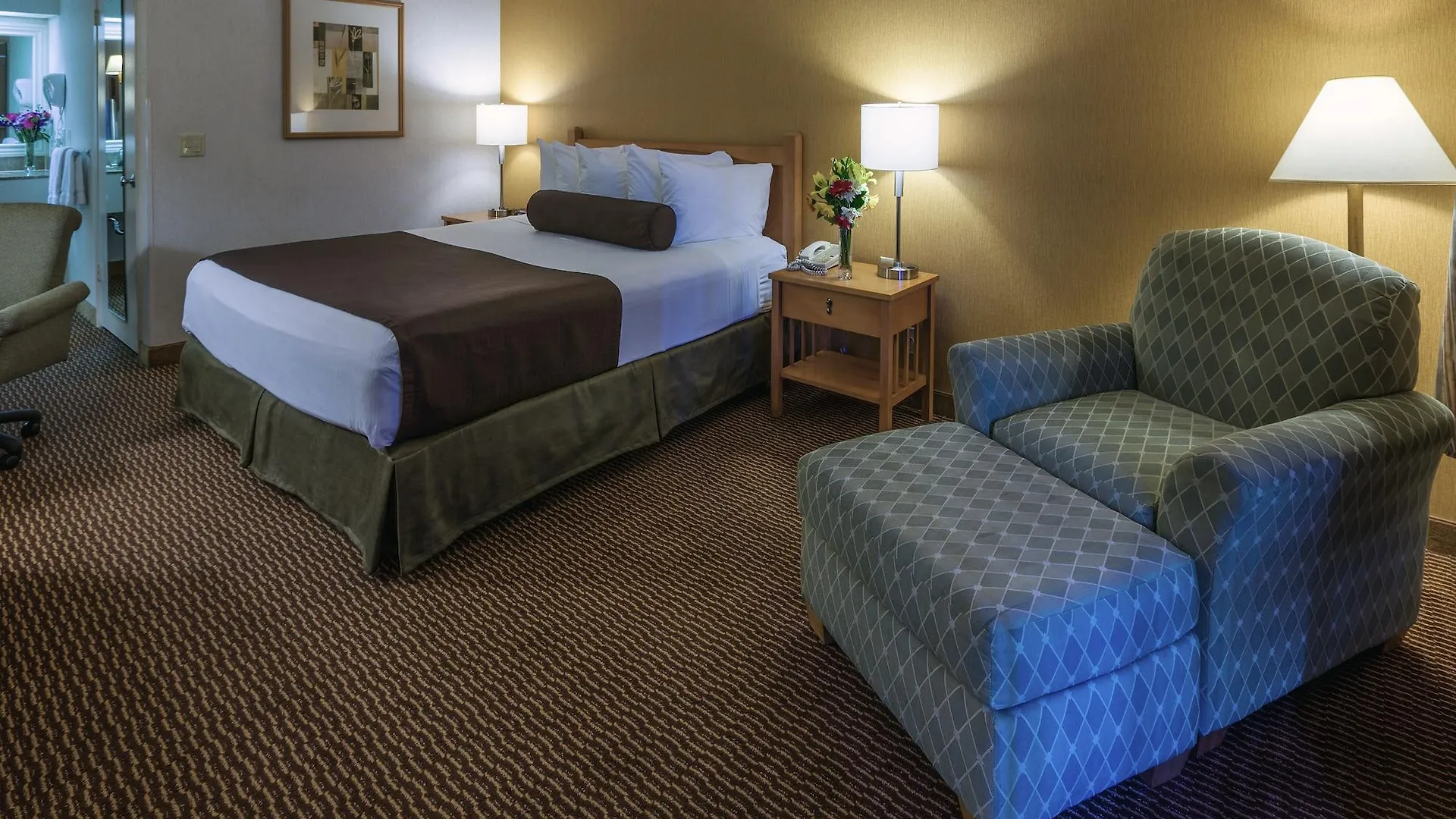 Hotel Ramada By Wyndham Costa Mesa/Newport Beach 3*,